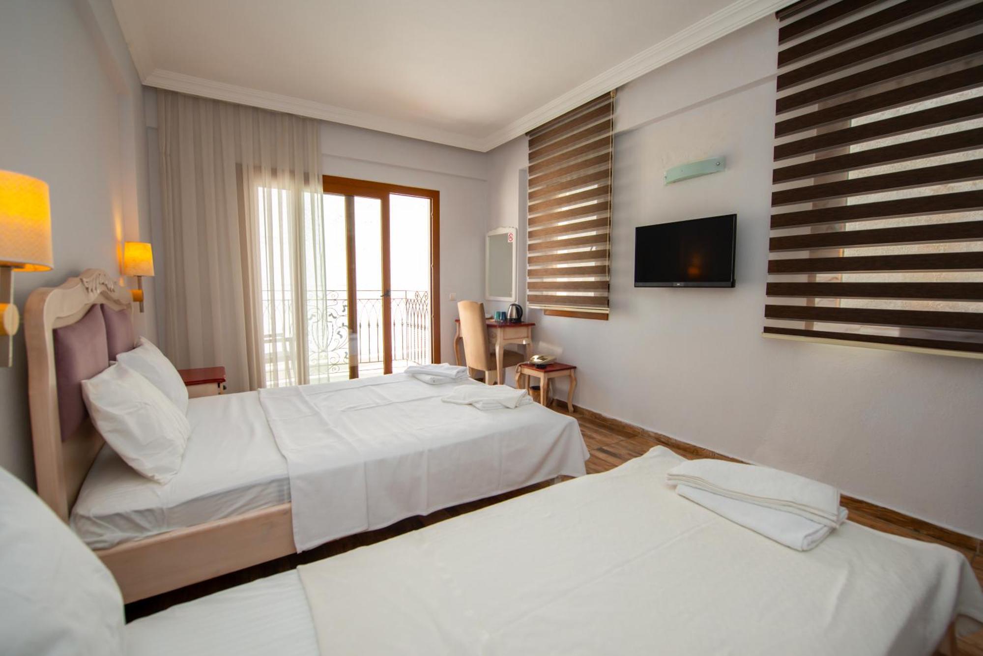 Hotel Q&s Cennet Life 3*