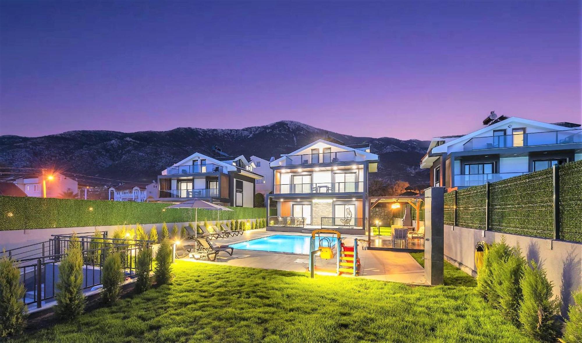 Oeluedeniz Ovacik 4 1 Salon 8 Kisilik Tatil Villasi Villa