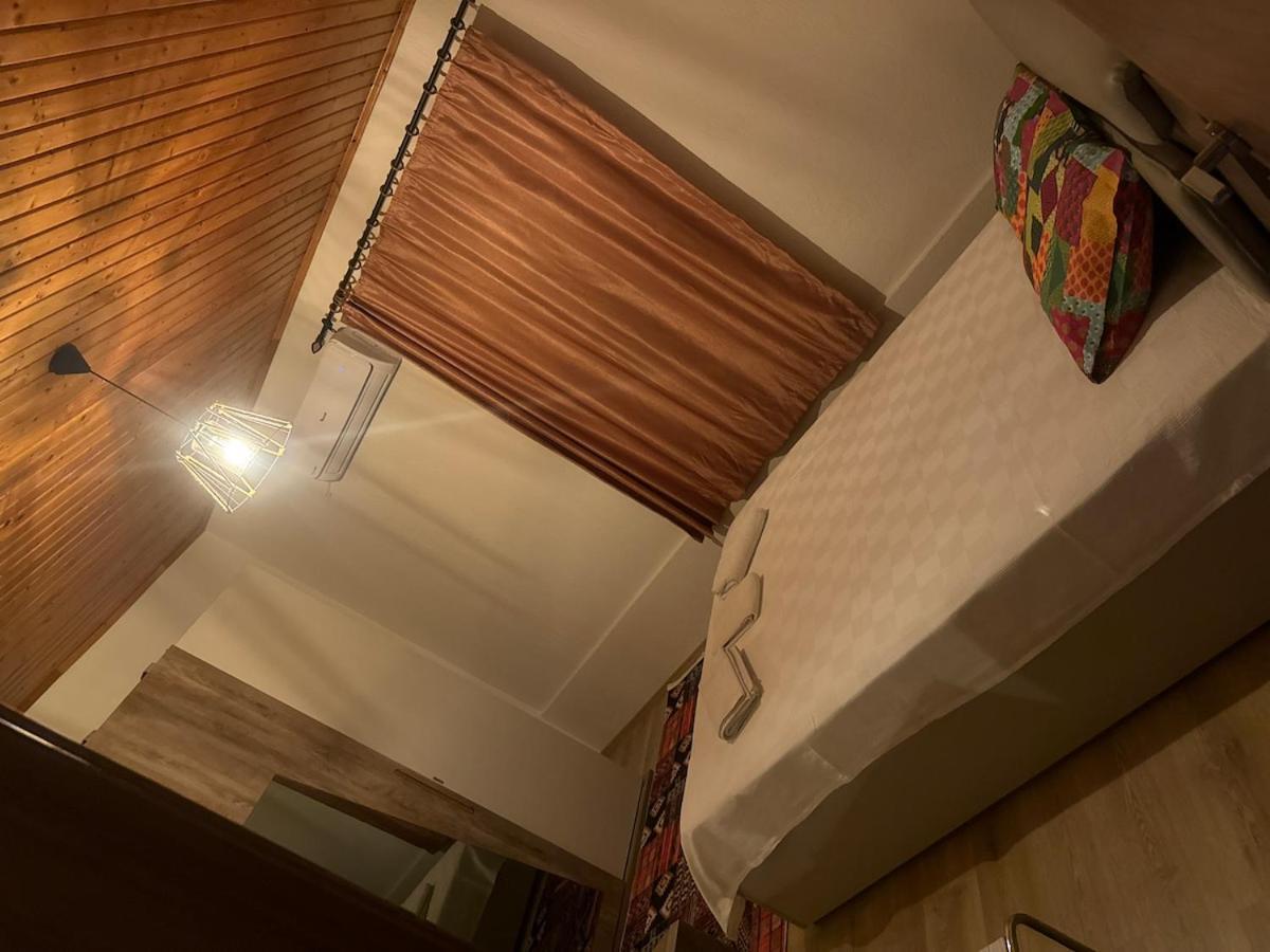Apartment 1 Bedroom Close To Bus Station And Mall 200 Mb Wifi