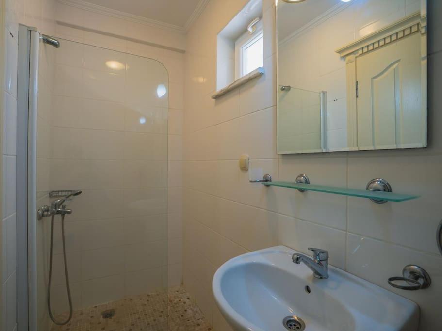 Calista Denize Sifir 8 Kisilik Pearl 7 * Fethiye