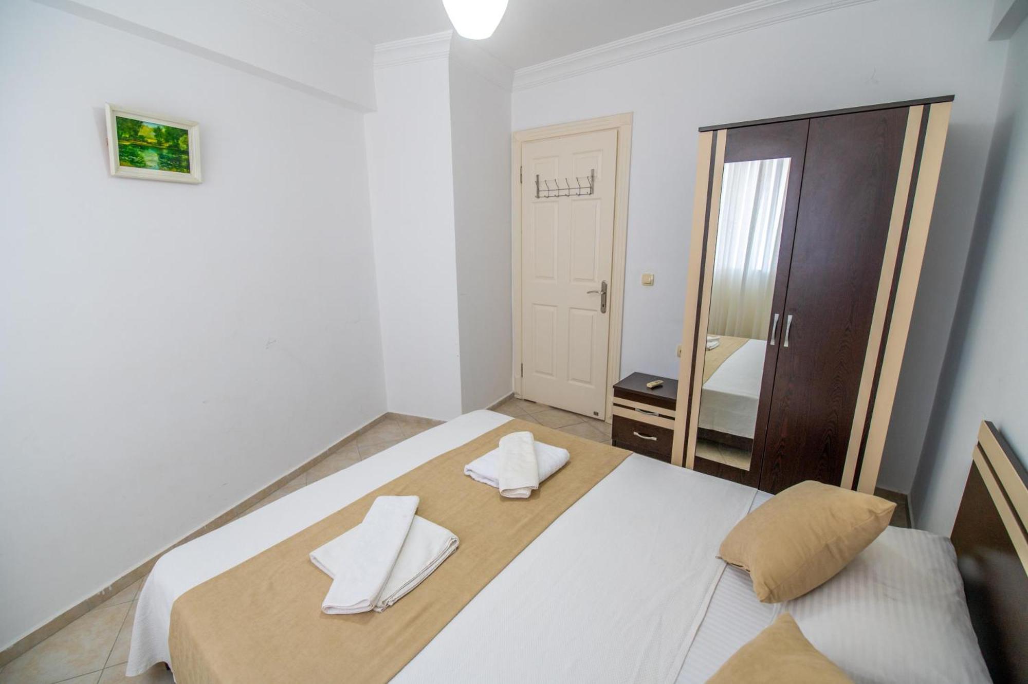 Sunset Beach Club Aqualettings Poseidon 2 *