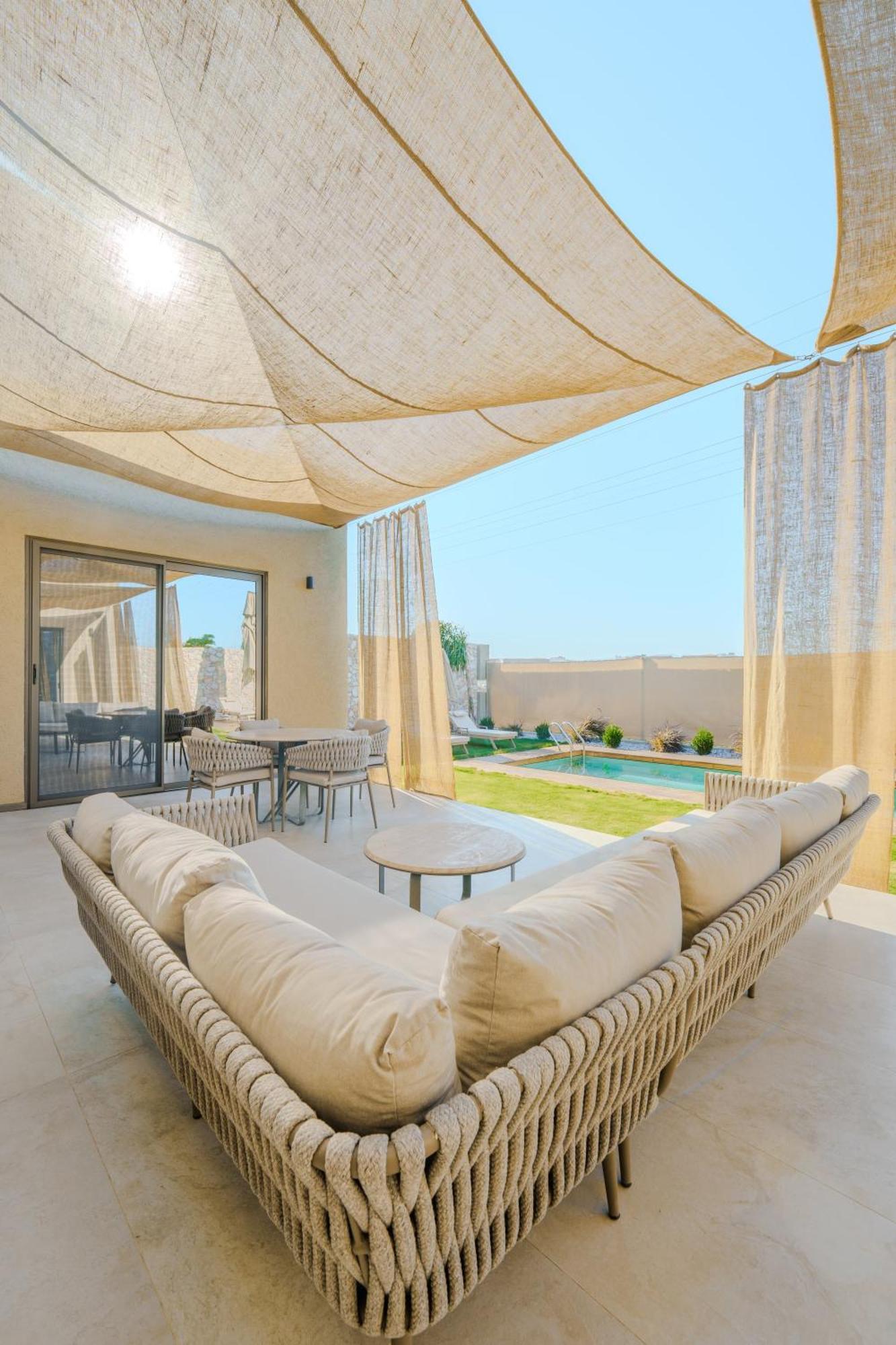 Silence Villa