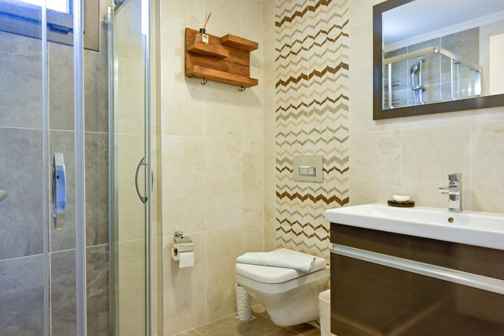 Lorenzo- 4 Bedroom Holiday Villa In Hisaronu Villa