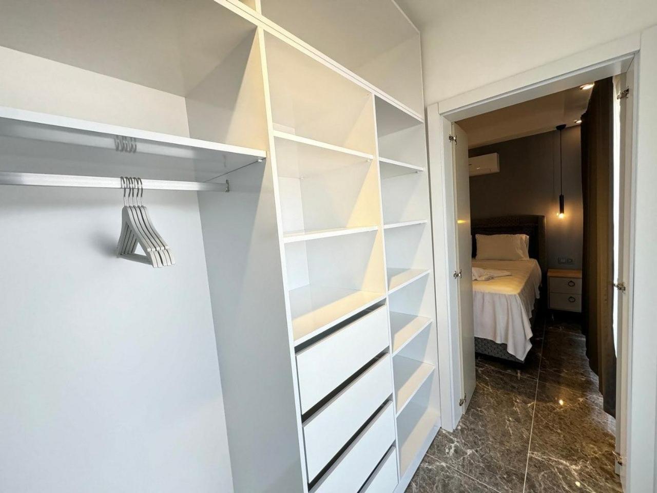 Apartment Yasam 1