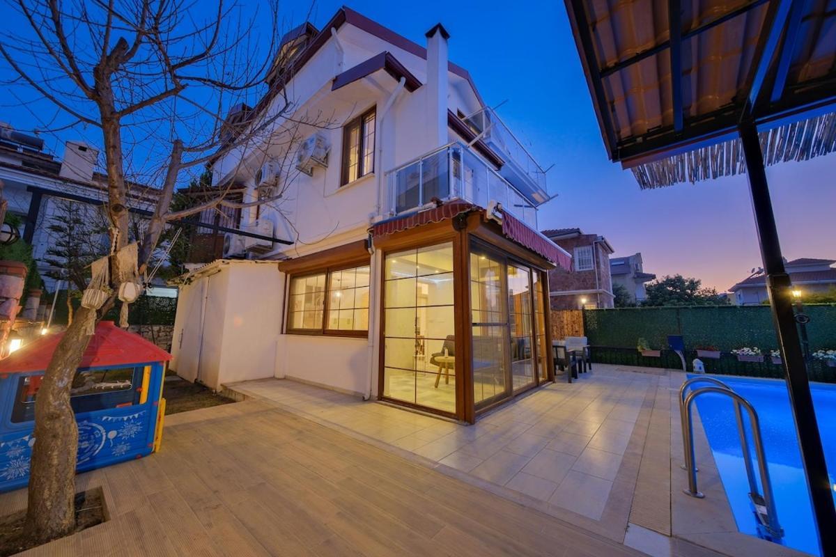 Ilyaholidayhomes Ekinoks Villa *