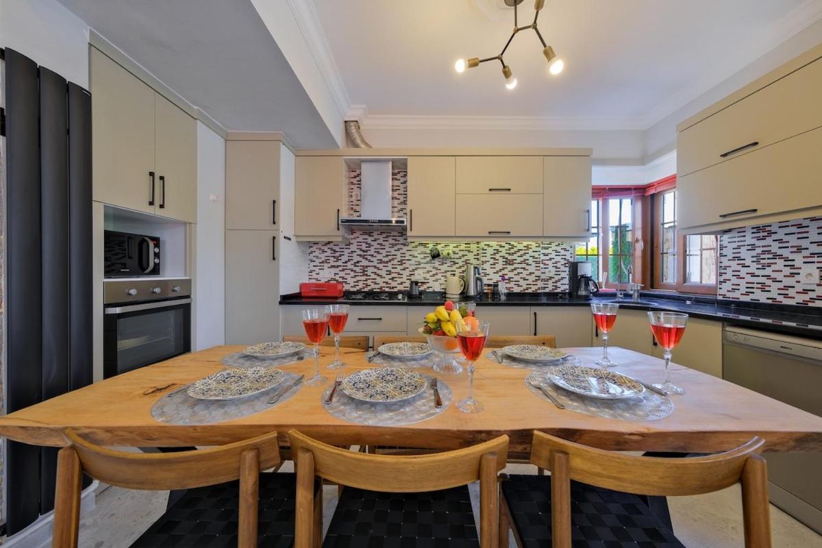 Ilyaholidayhomes Ekinoks Villa *