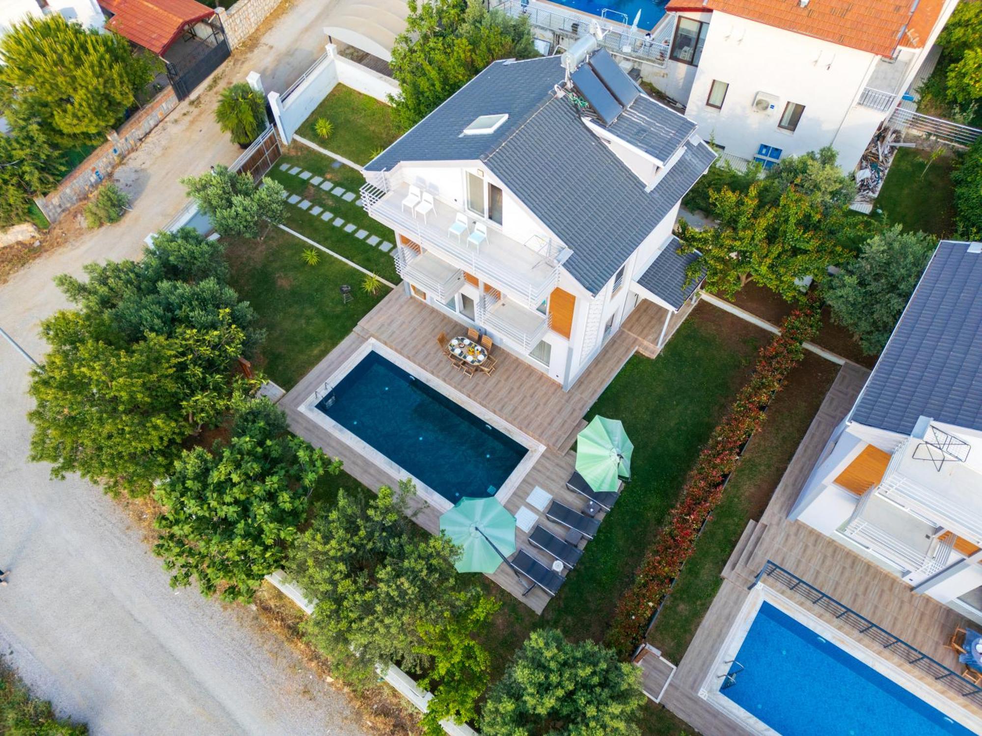 Lidya 3 Bedroom Close To Oeluedeniz *