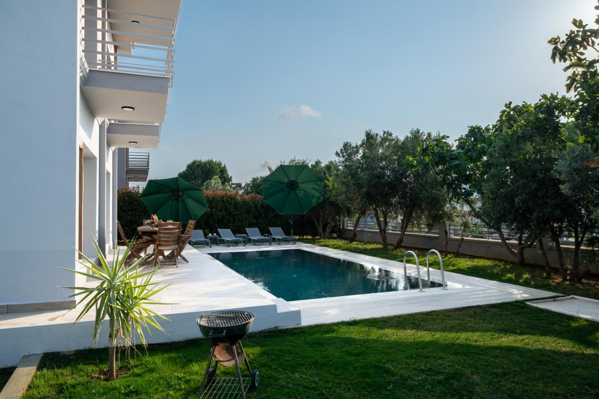 Lidya 3 Bedroom Close To Oeluedeniz Villa *