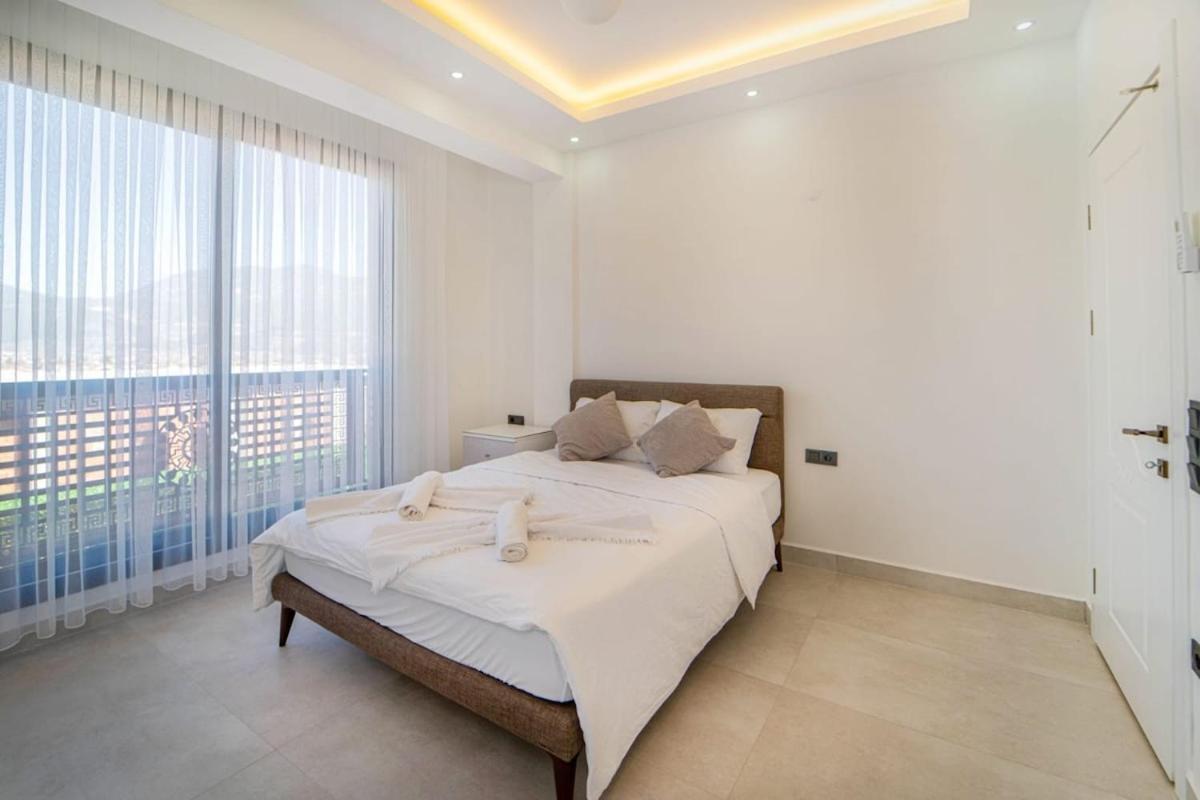 Villa Doganin Icinde, Oezel Havuzlu, Bahceli Fethiye