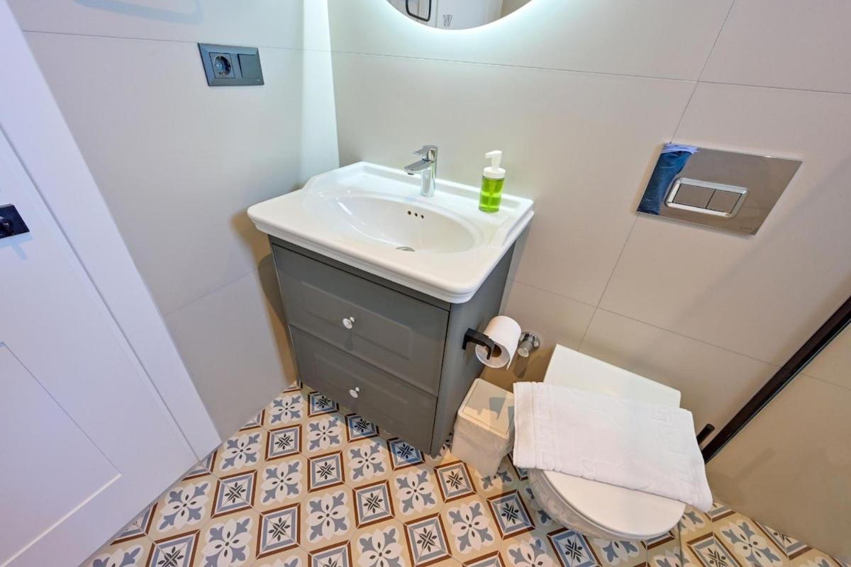 Villa Luxury In The Center Of - Ezel Hanim
