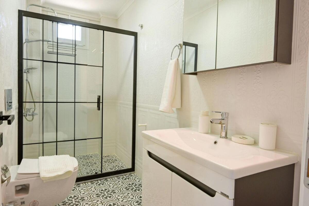 Villa Spacious For Large Families - Egeden 2 *