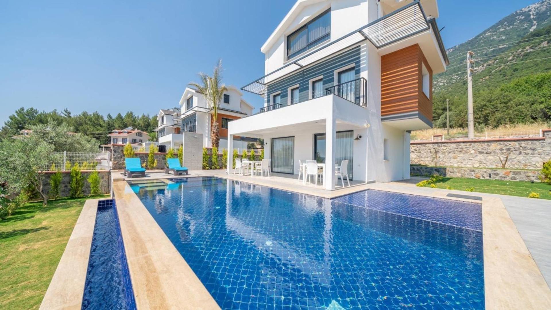 Villa Oludeniz 3 Bedroom - 5115 Fethiye