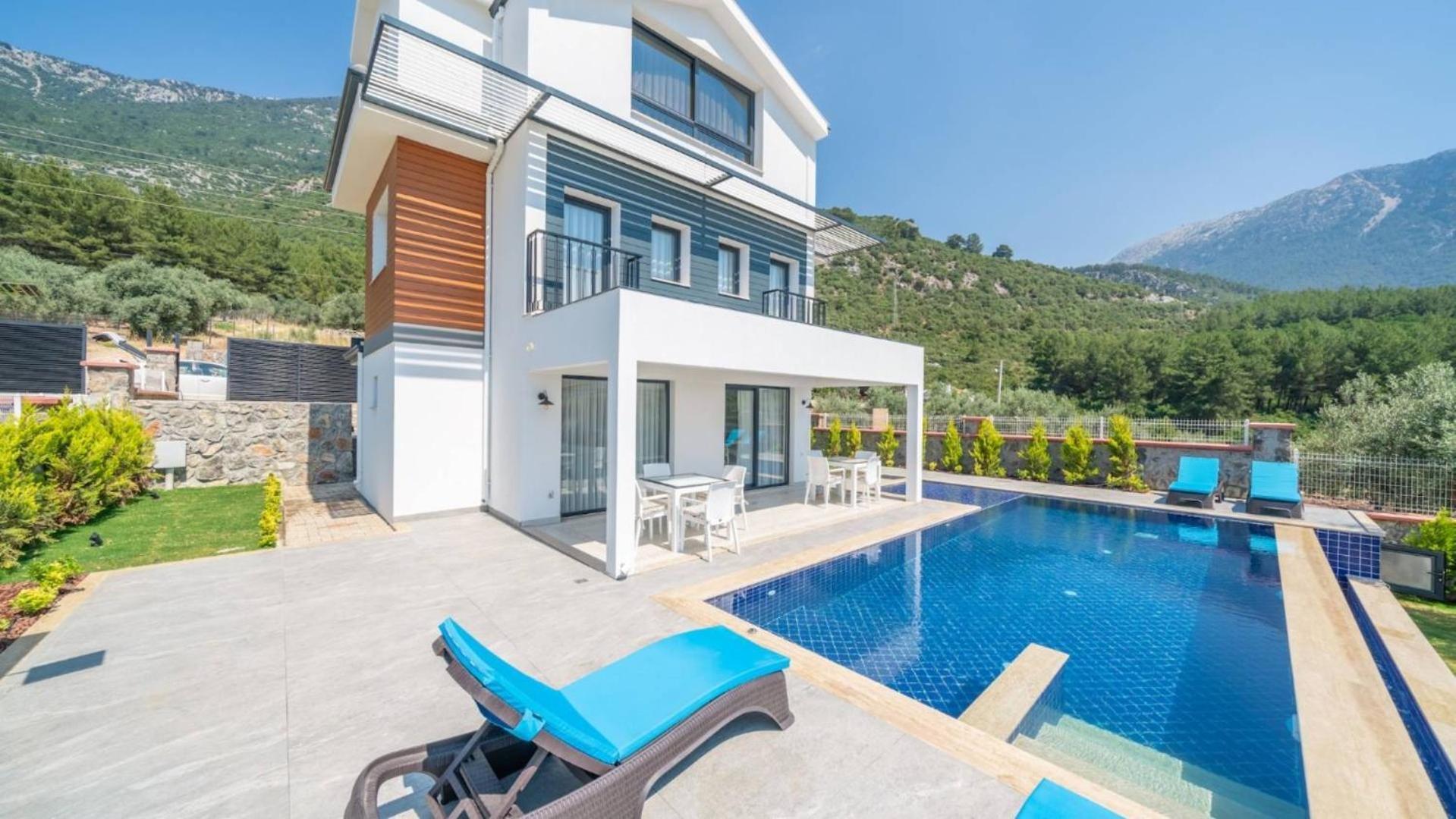 Villa Oludeniz 3 Bedroom - 5115 Fethiye