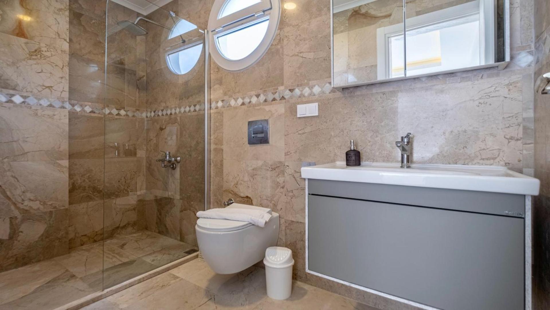 Oludeniz 4 Bedroom 2902