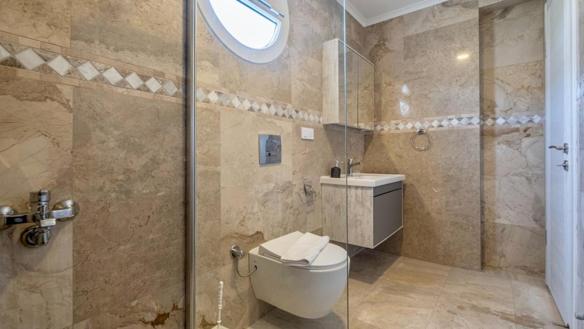 Villa Oludeniz 4 Bedroom 2902