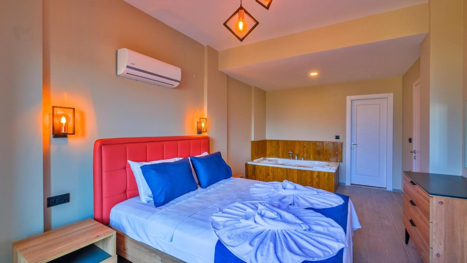 4 Bedroom 2855 *