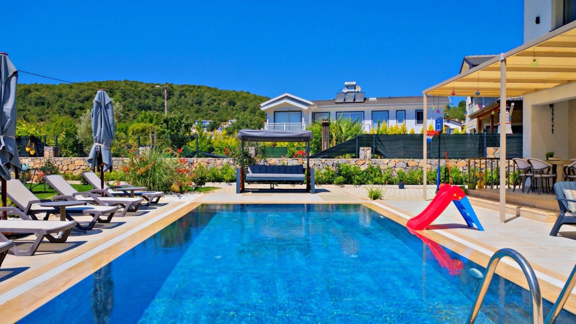 Oludeniz 4 Bedroom 9441 Villa Fethiye