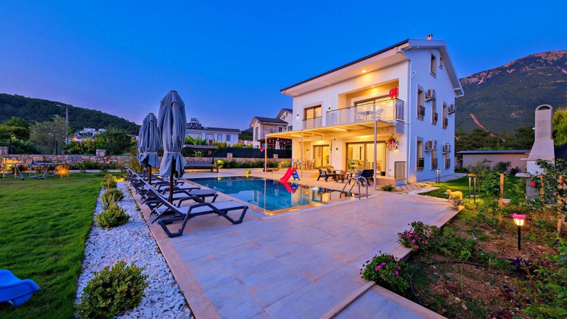 Oludeniz 4 Bedroom 9441 * Fethiye