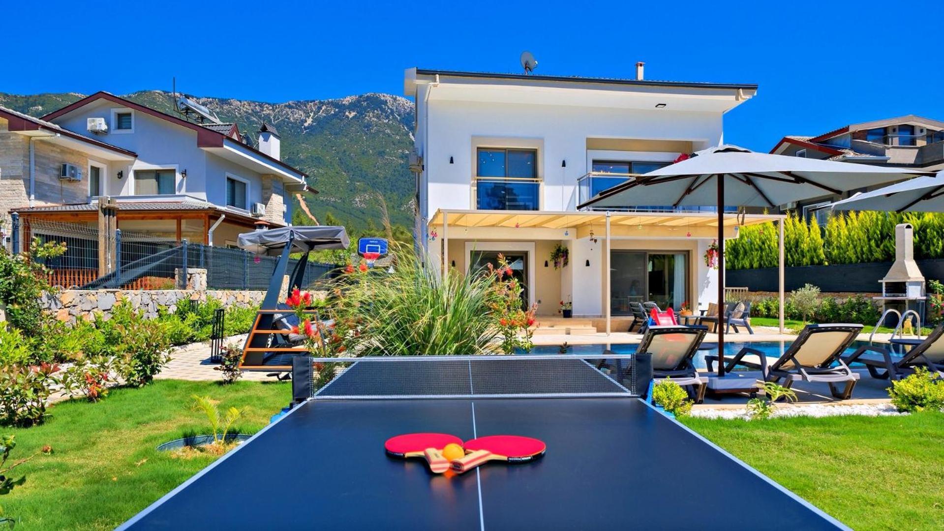 Oludeniz 4 Bedroom 9441 Fethiye