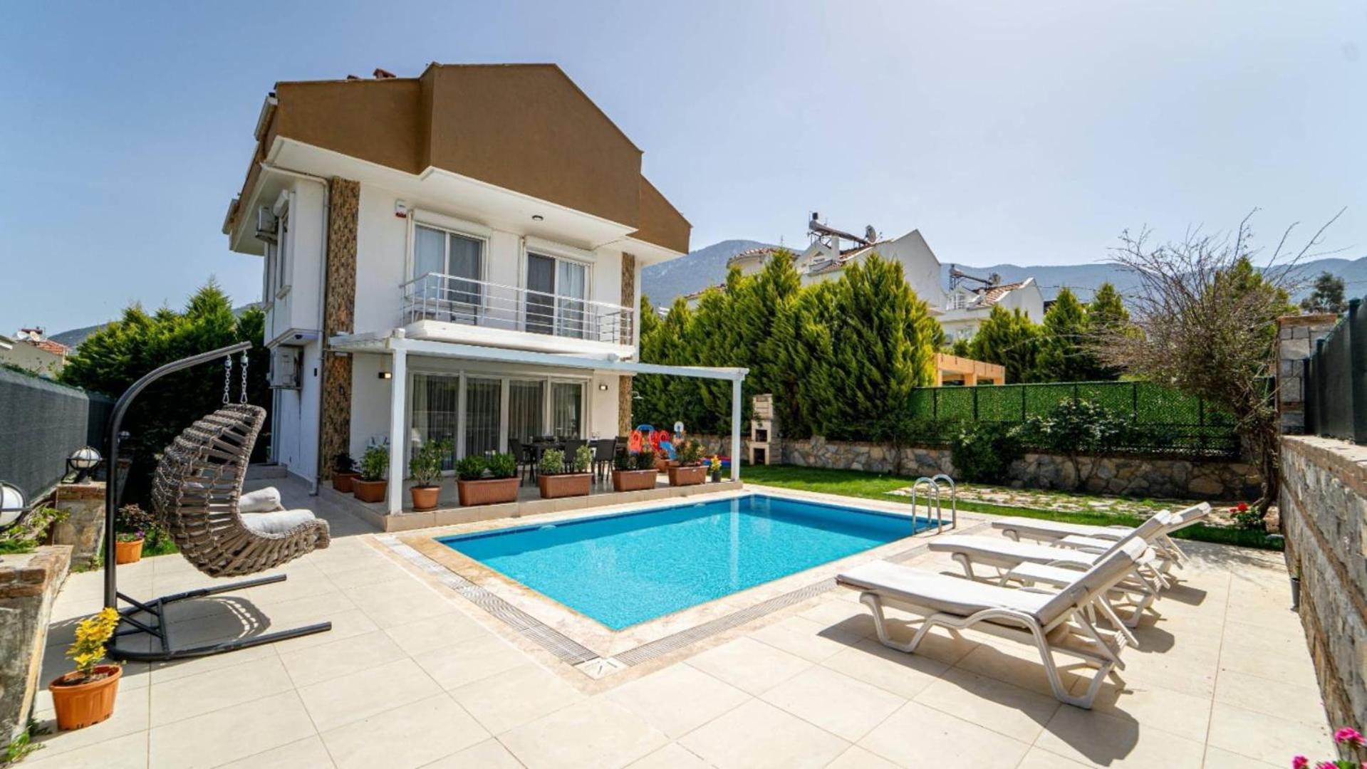 Villa Oludeniz 3 Bedroom - 8904 Fethiye