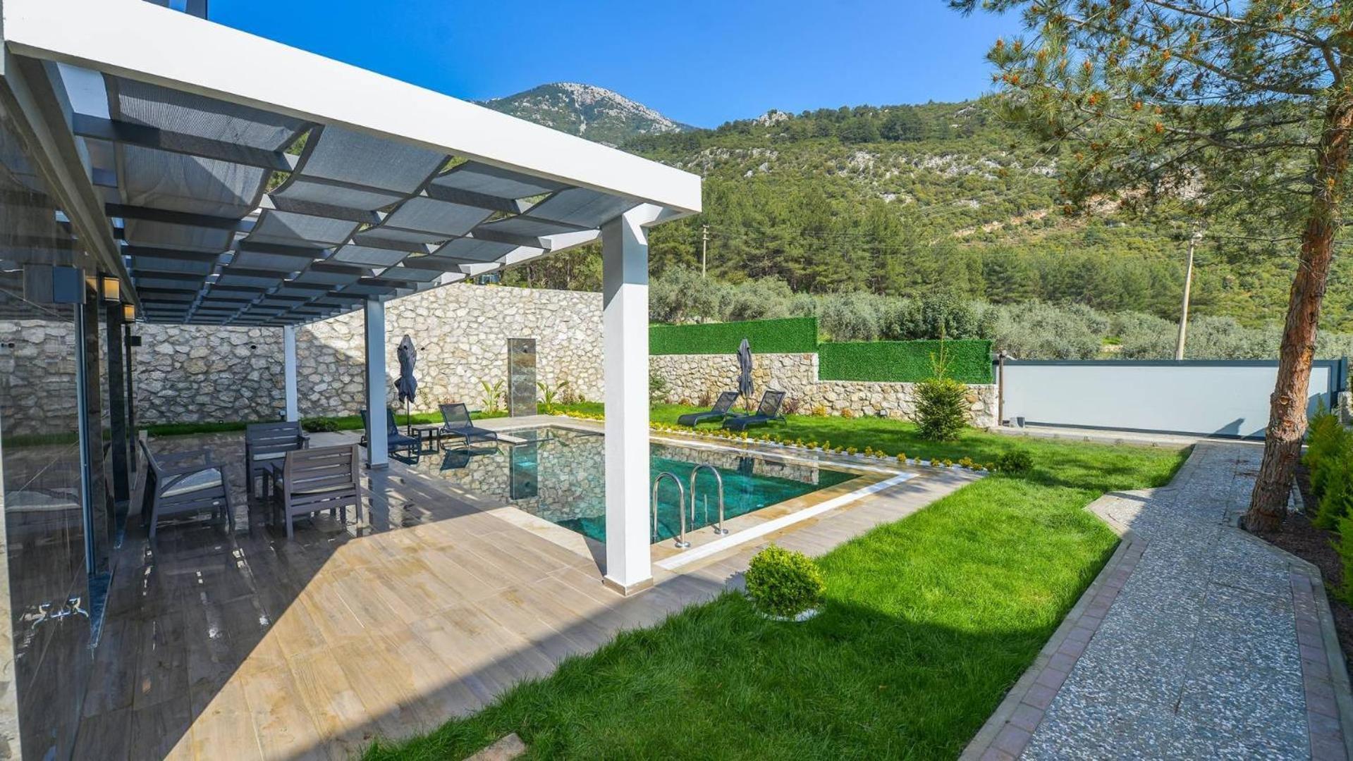 Oludeniz 4 Bedroom 2404 Villa Fethiye