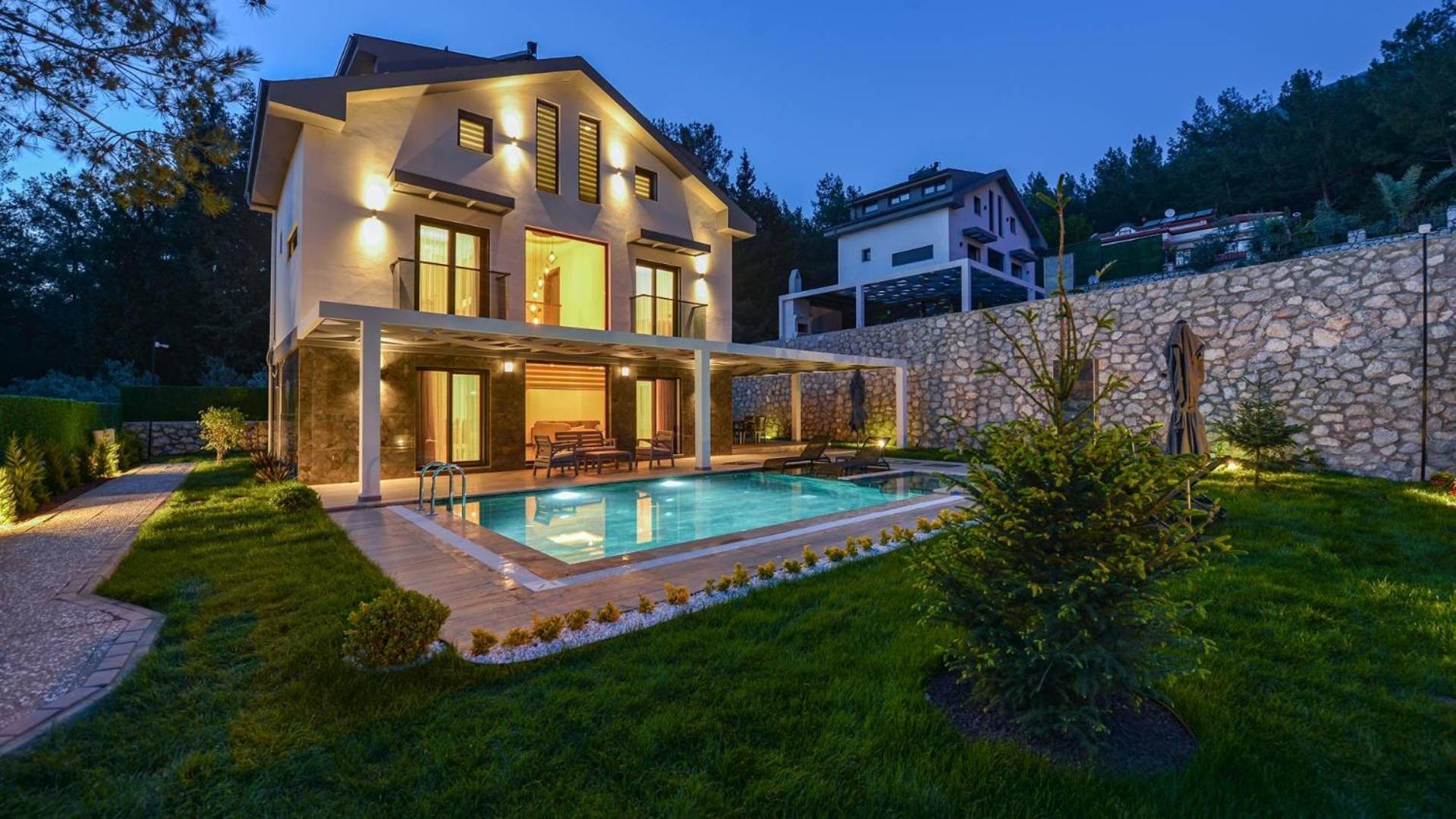 Villa Oludeniz 4 Bedroom 2404