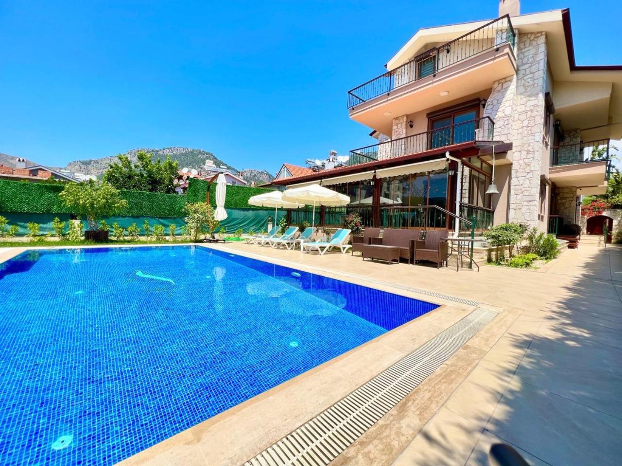 Centrally Located Very Large W Pool Jakuz And Car Park * Fethiye