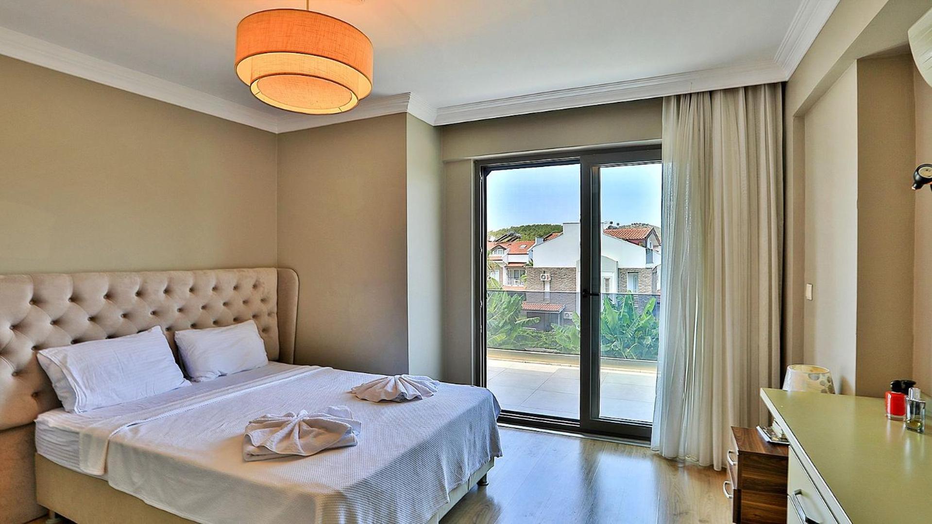 Villa 3 Bedroom In Oludeniz - 5832 *