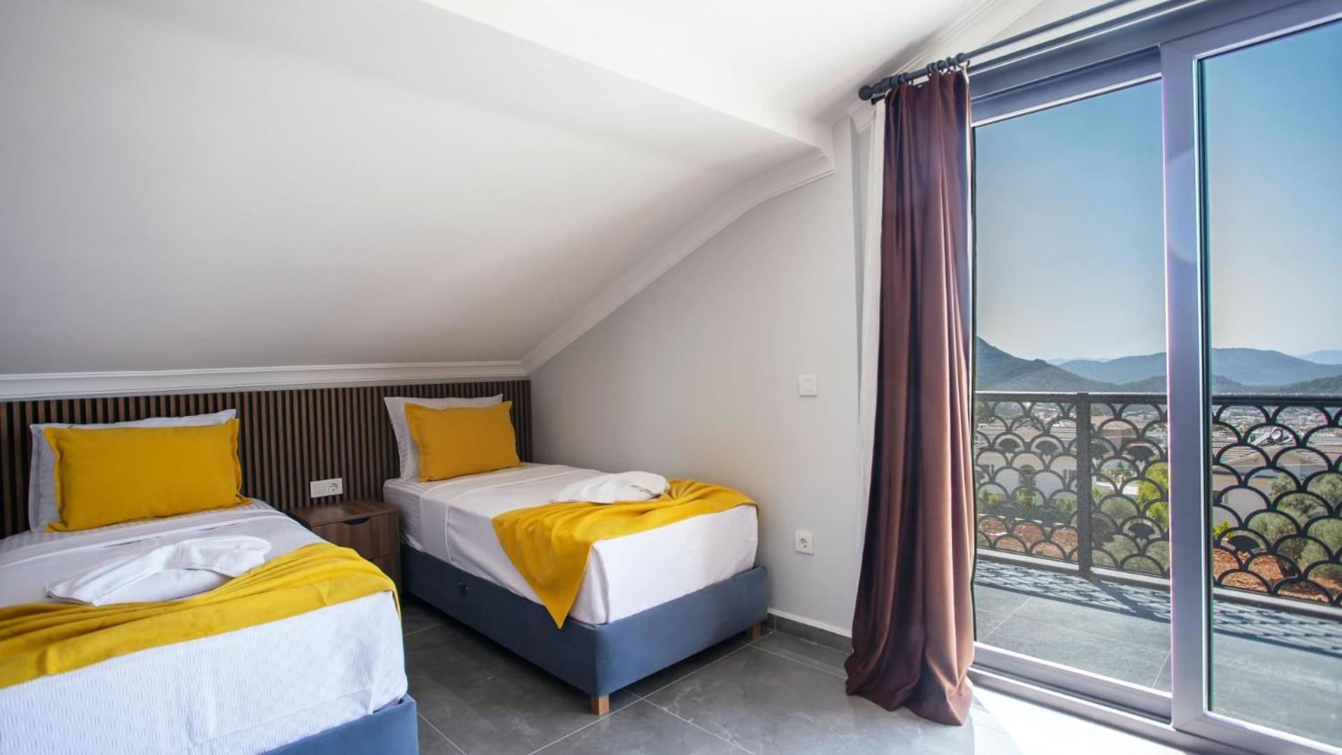 Oludeniz 4 Bedroom - 9318 * Fethiye