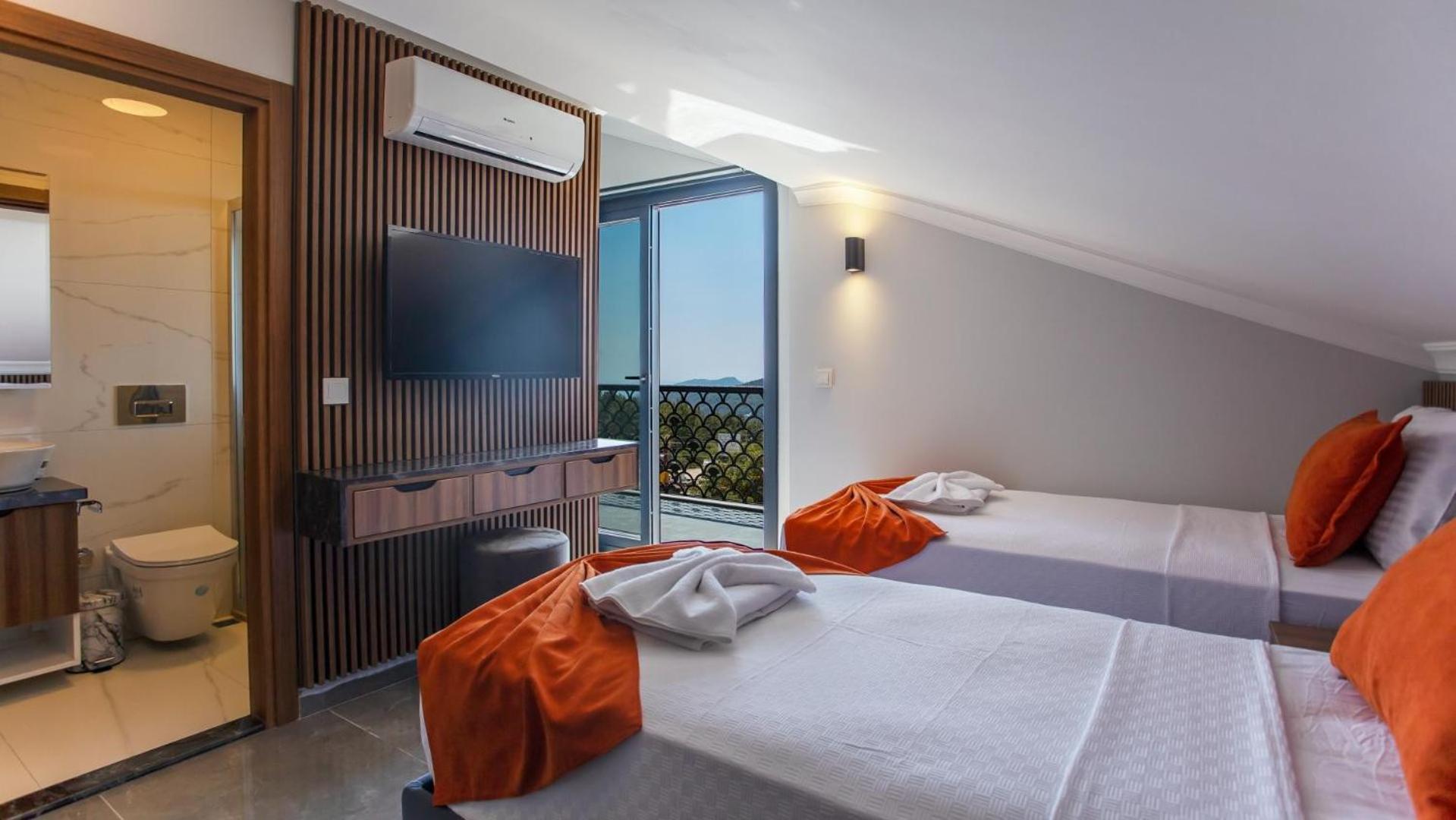 Oludeniz 4 Bedroom - 9318