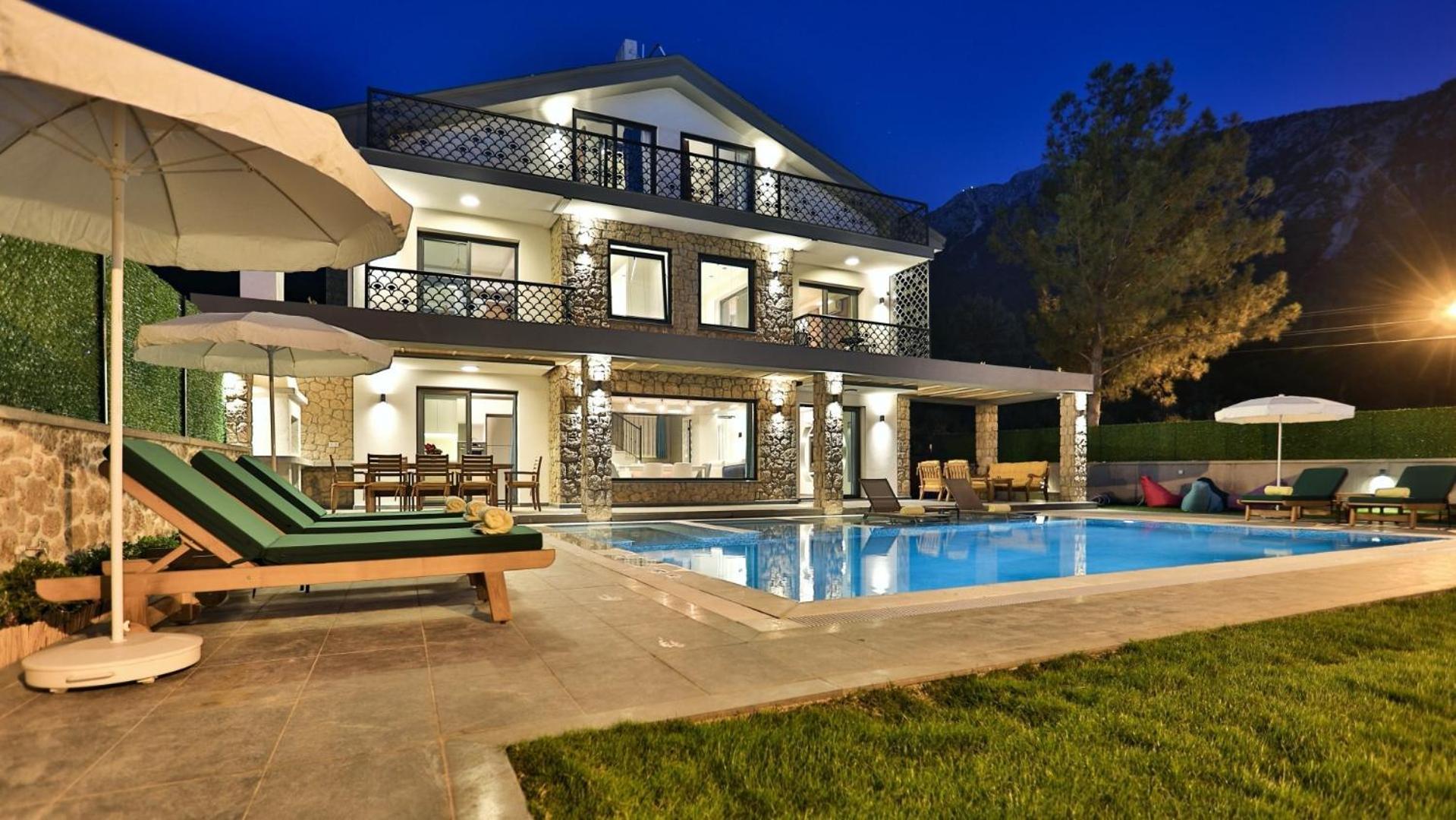 Villa Oludeniz 4 Bedroom - 9318 *