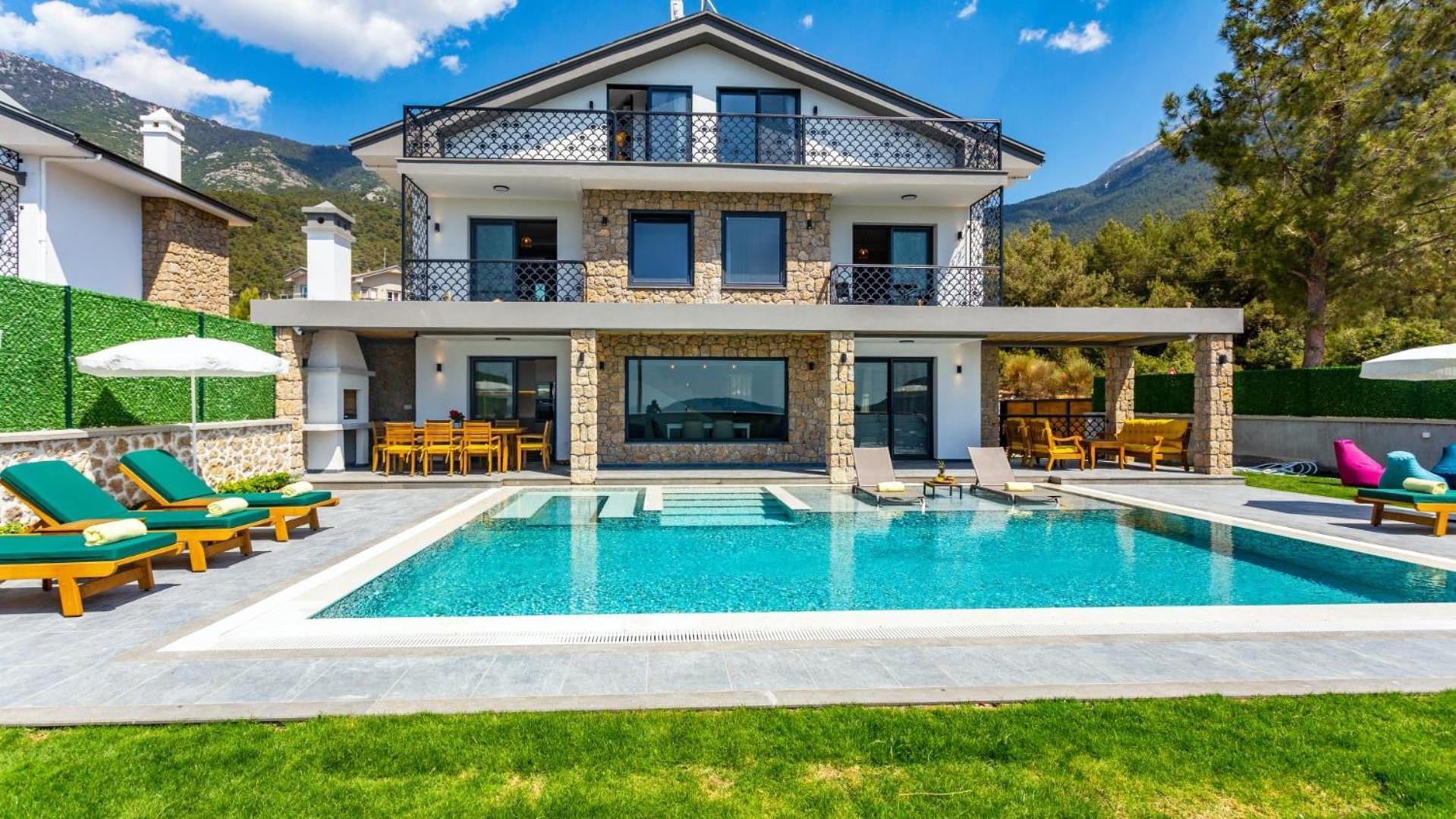 Oludeniz 4 Bedroom - 9318 * Fethiye