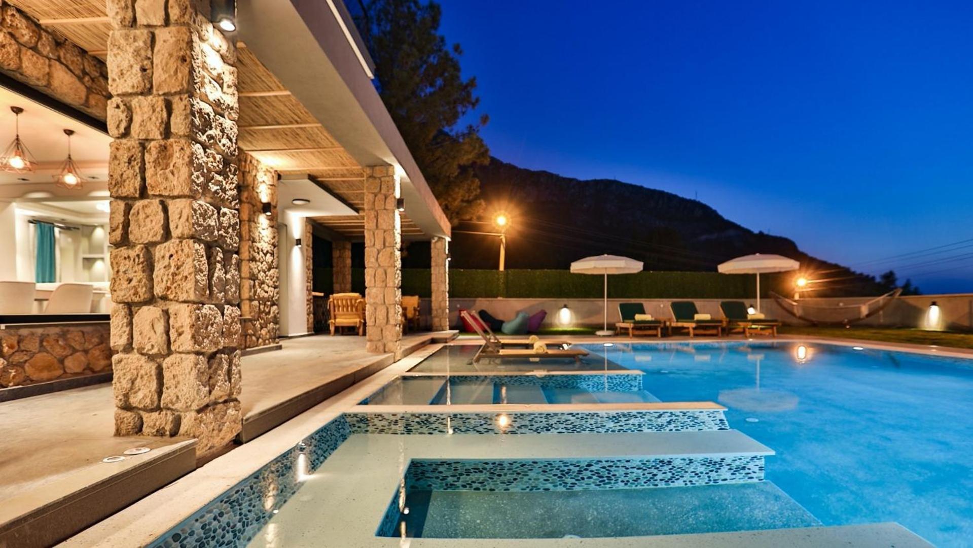 Oludeniz 4 Bedroom - 9318 Villa *
