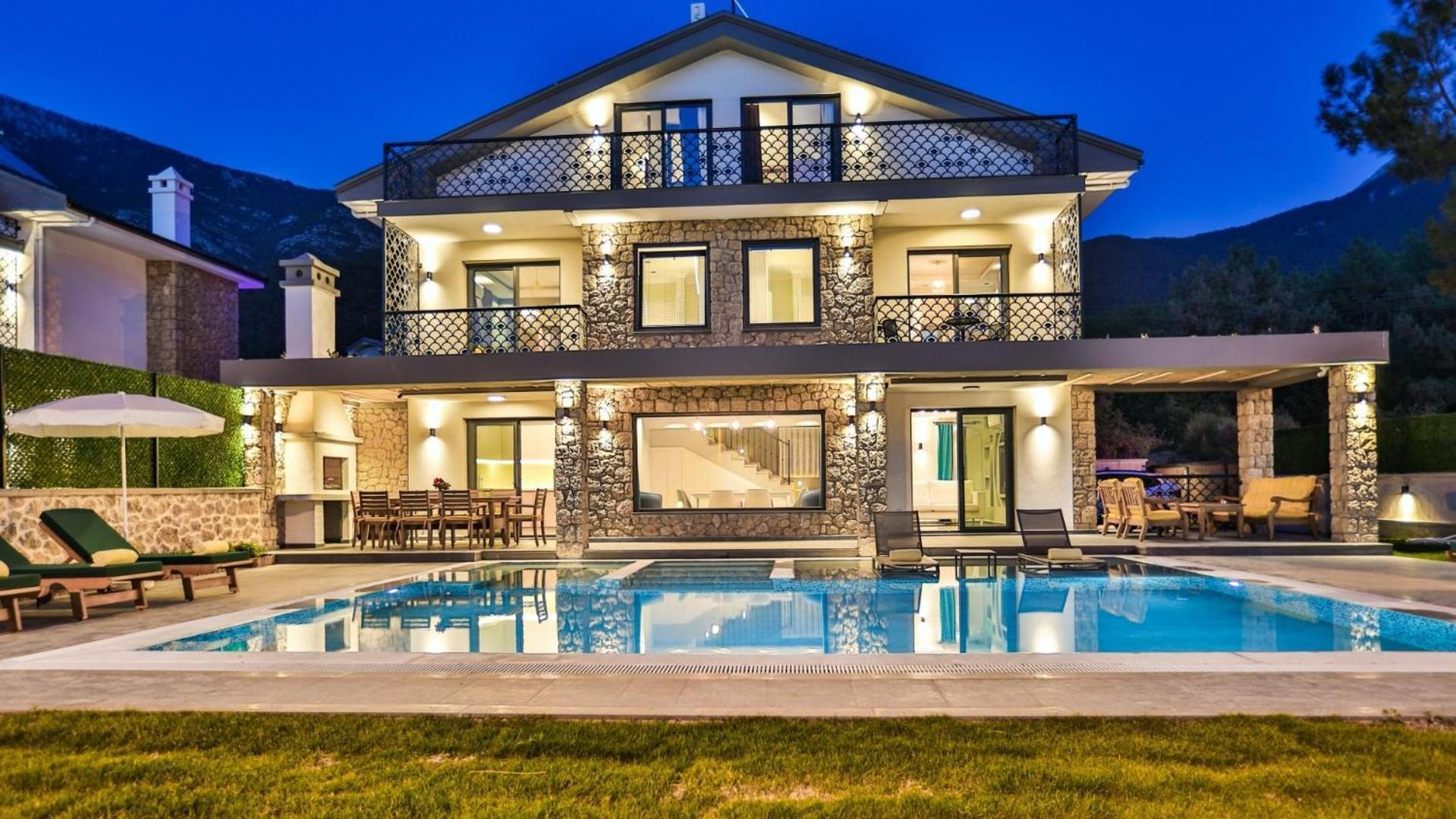 Oludeniz 4 Bedroom - 9318 Villa *