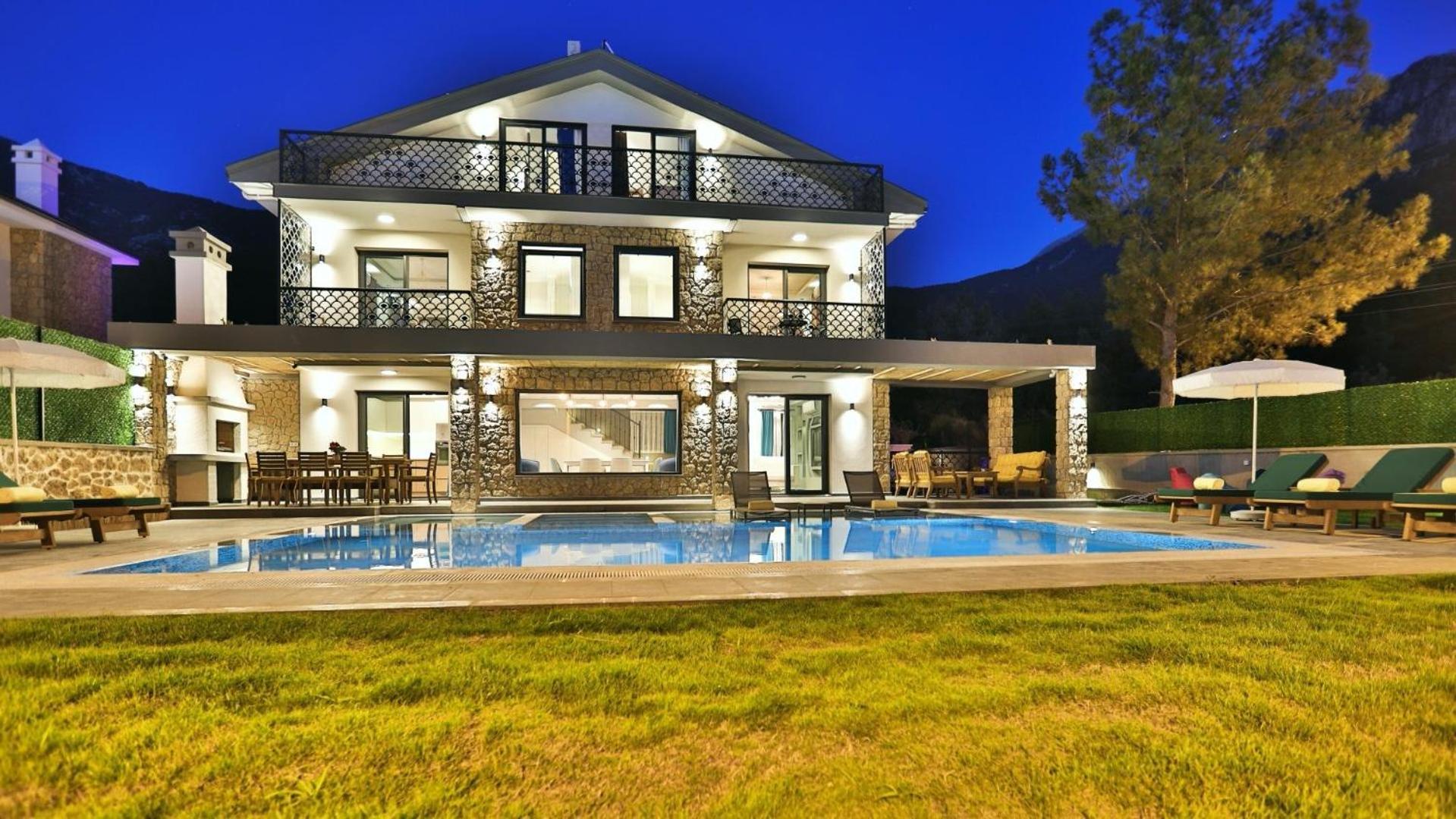 Villa Oludeniz 4 Bedroom - 9318 *