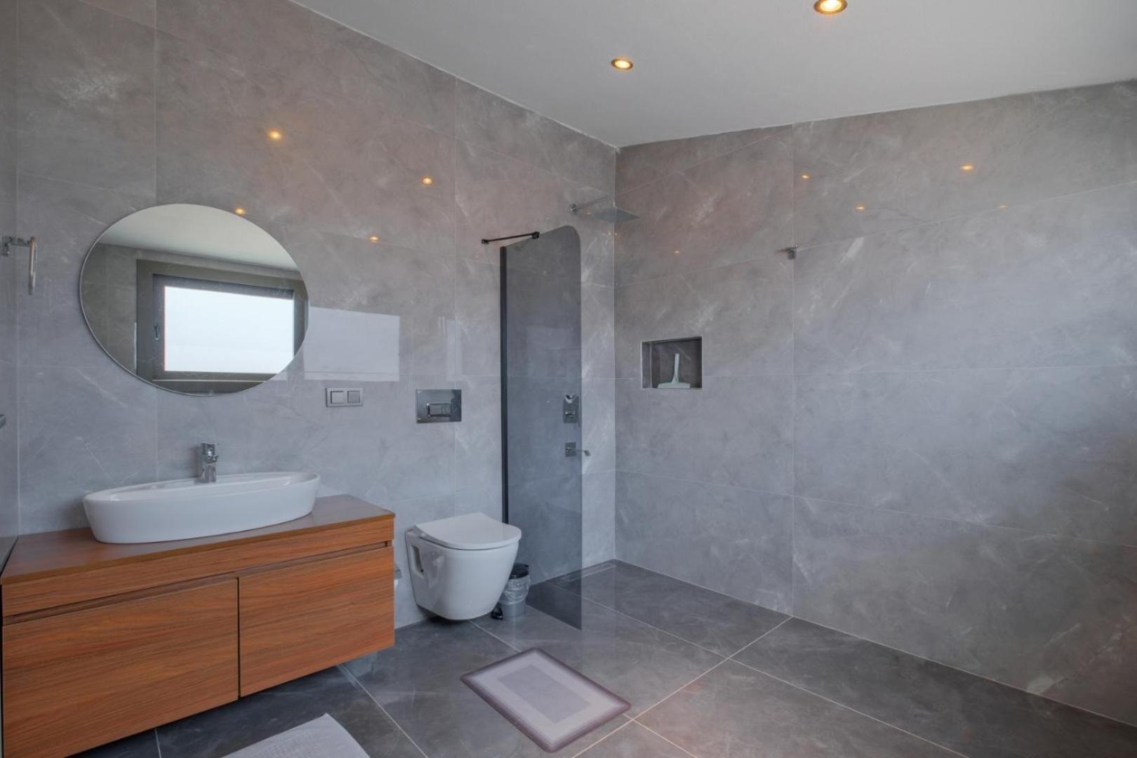 Villa Alisen 2 *