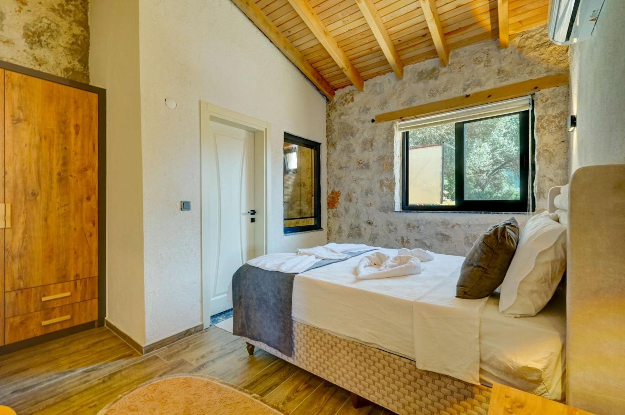 Stone Duo Villa *