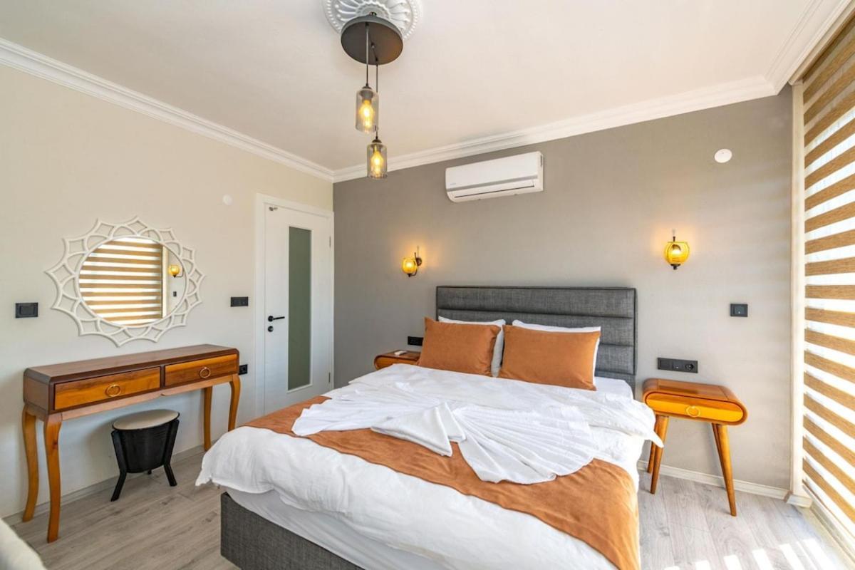 Olive Oyl - With Private Pool For 6 People In Hisaronue Fethiye