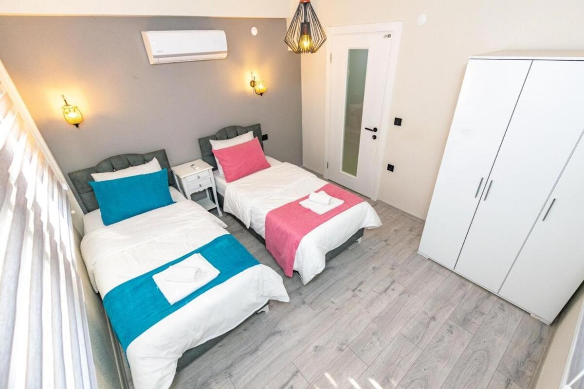 Olive Oyl - With Private Pool For 6 People In Hisaronue Villa Fethiye