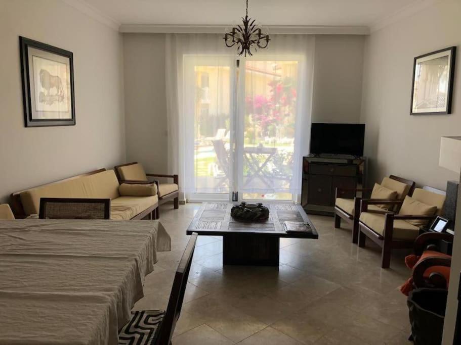 Apartment Min 1 Month Calis In Seafront Estate *