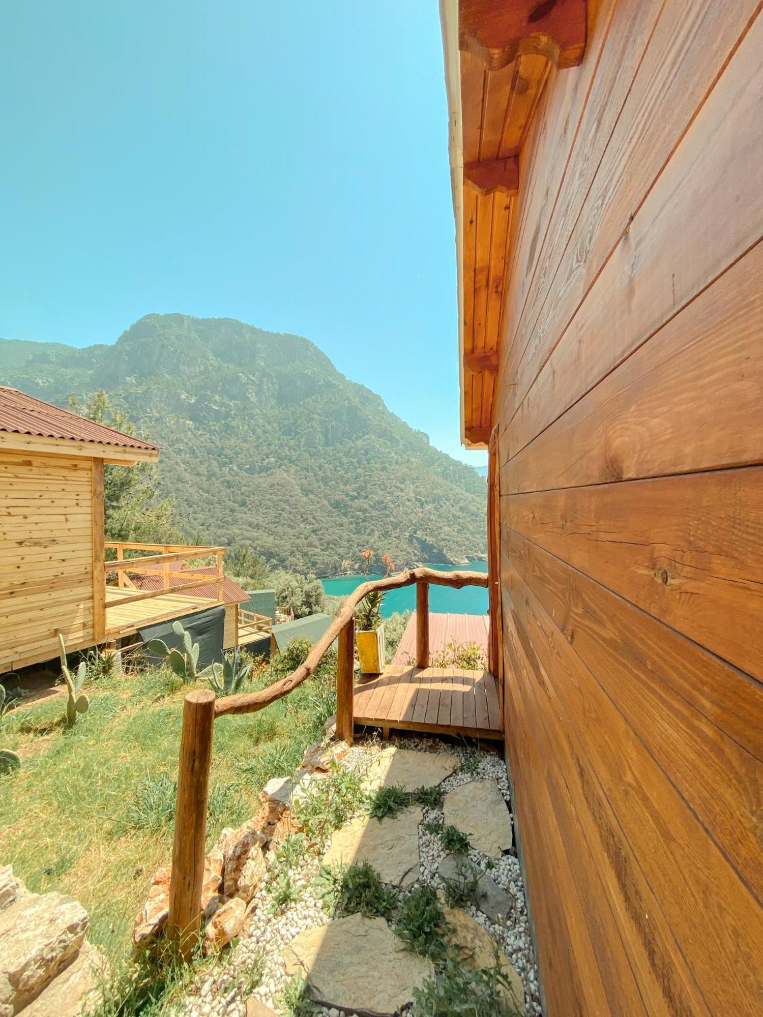 11-11shambala Guest house *