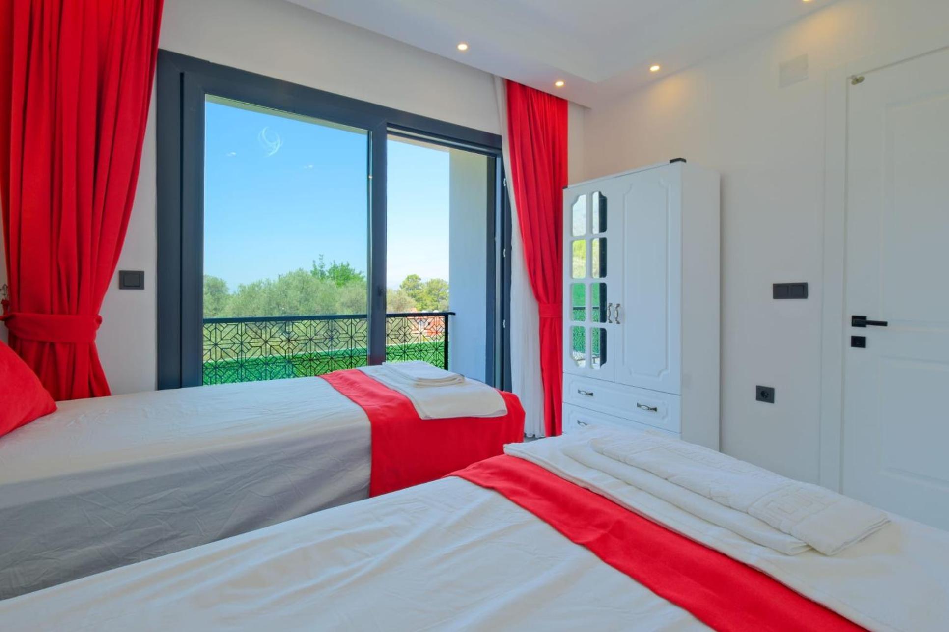 Villa Mera 2