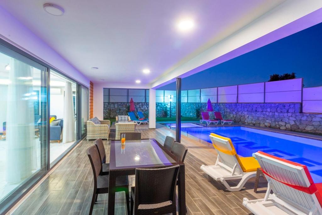 Bella Villa