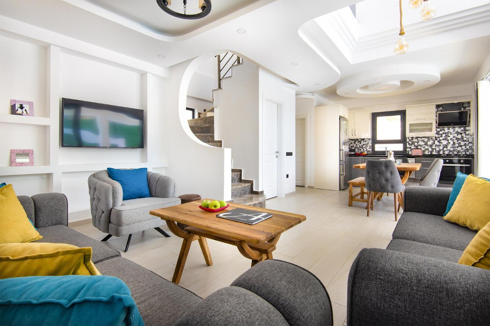 Hisar Celebrity E Villa *