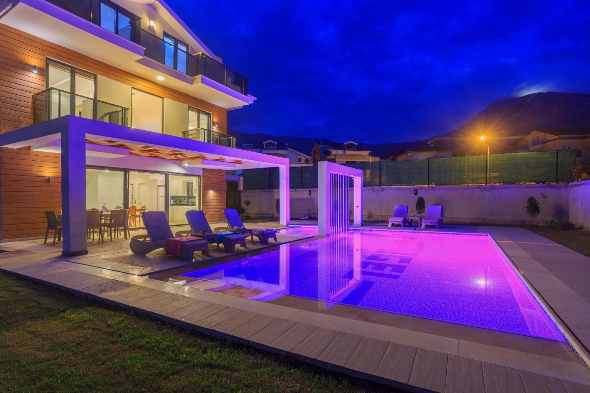 Hisar Celebrity A Villa