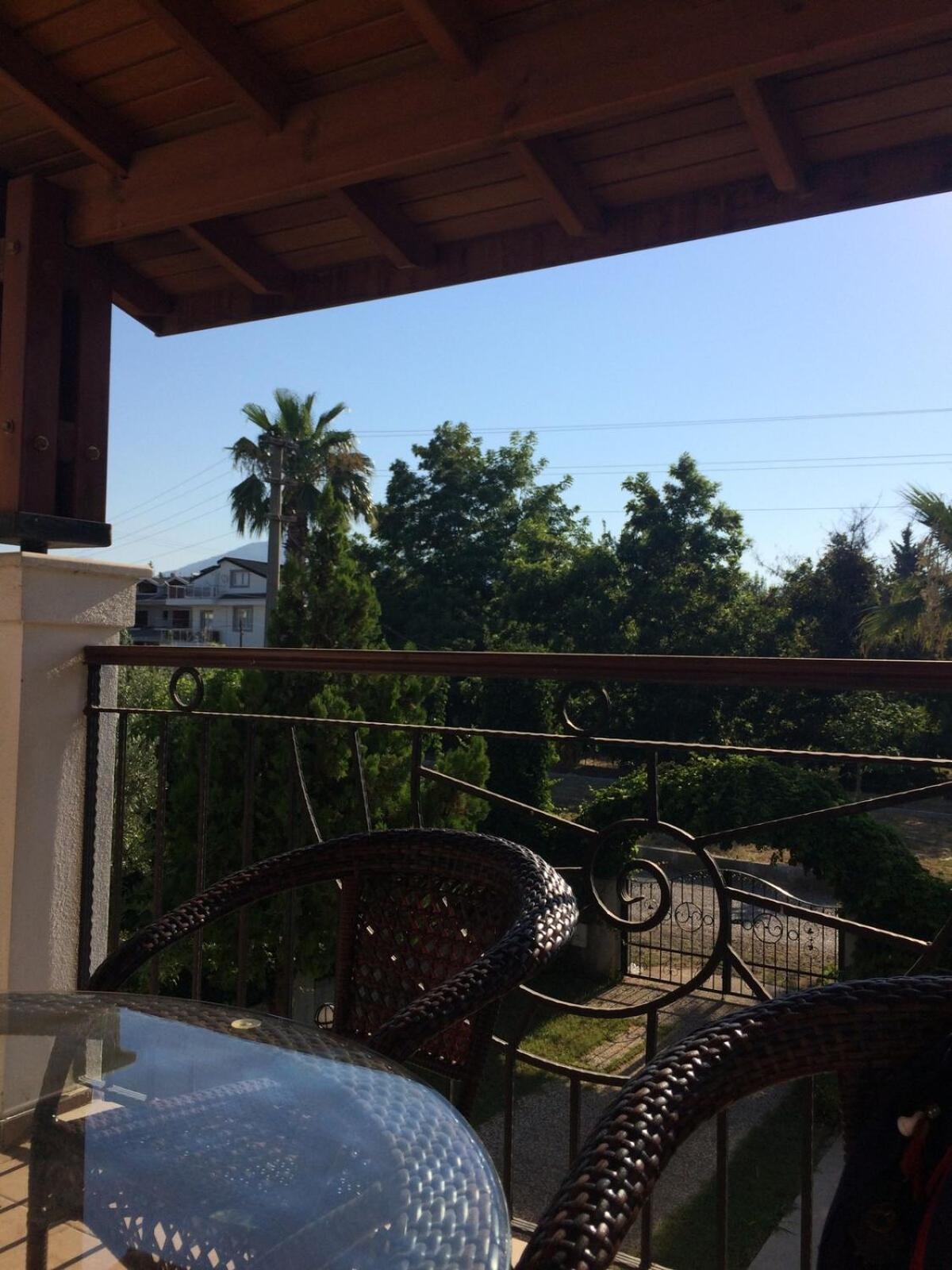 A 5-bedroom Duplex With A Swimming Pool And A Garden Apartment Fethiye