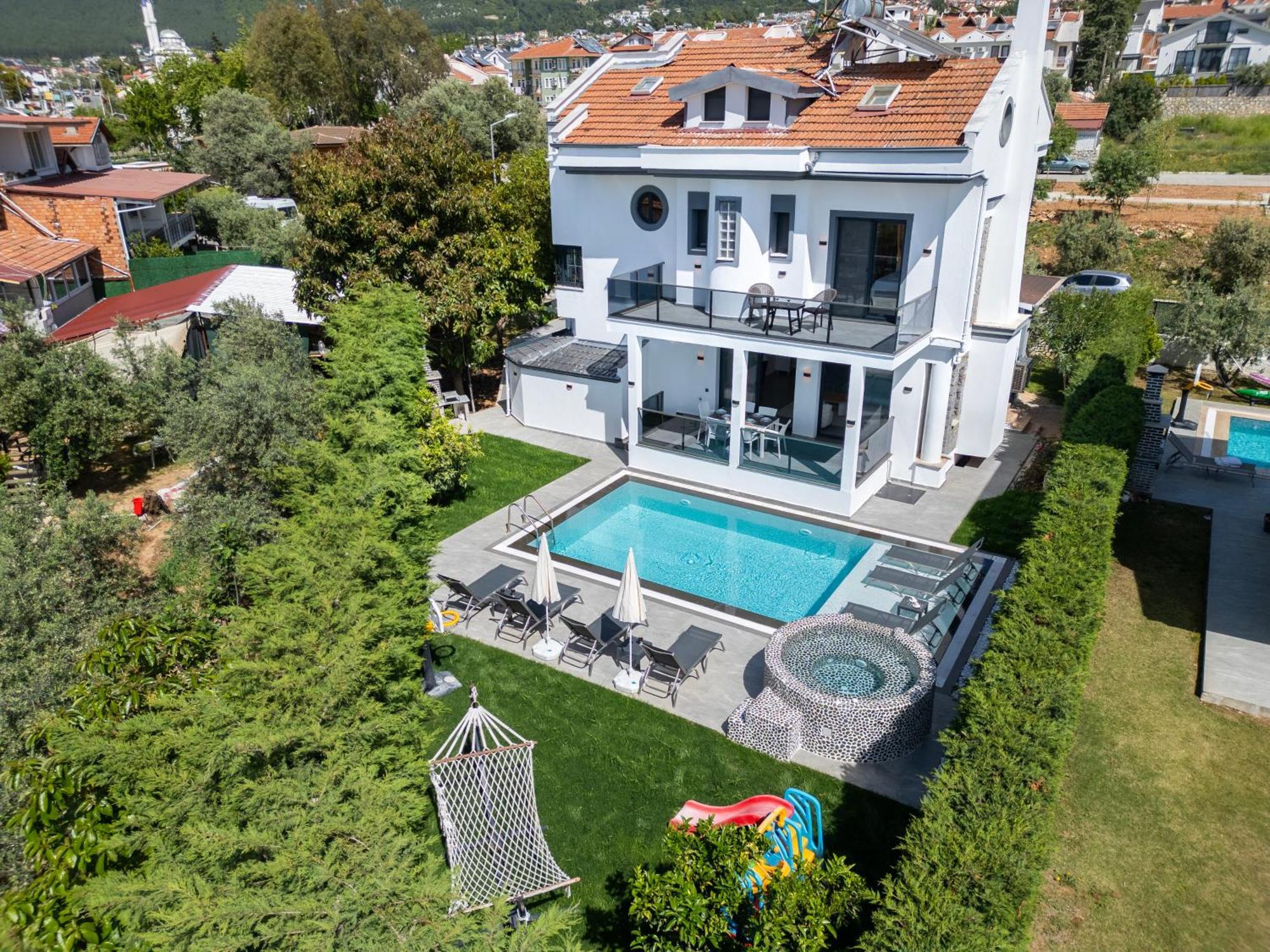 Villa Luxury In The Center Of Hisaronu *