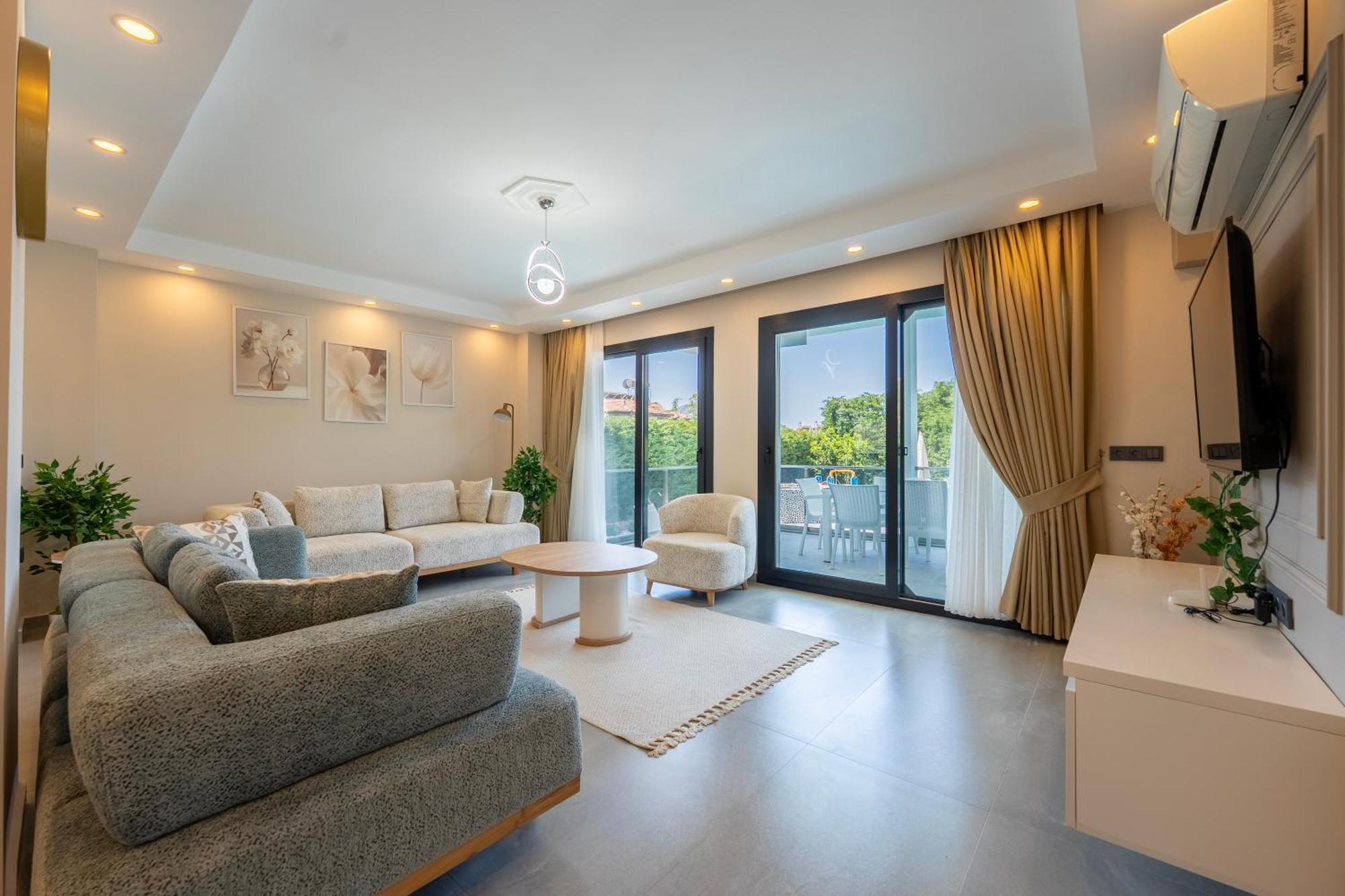 Luxury In The Center Of Hisaronu *