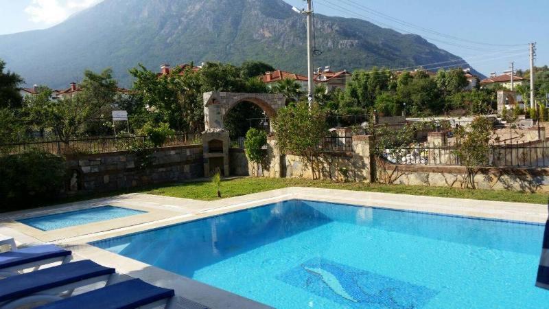 Villa Mountains *