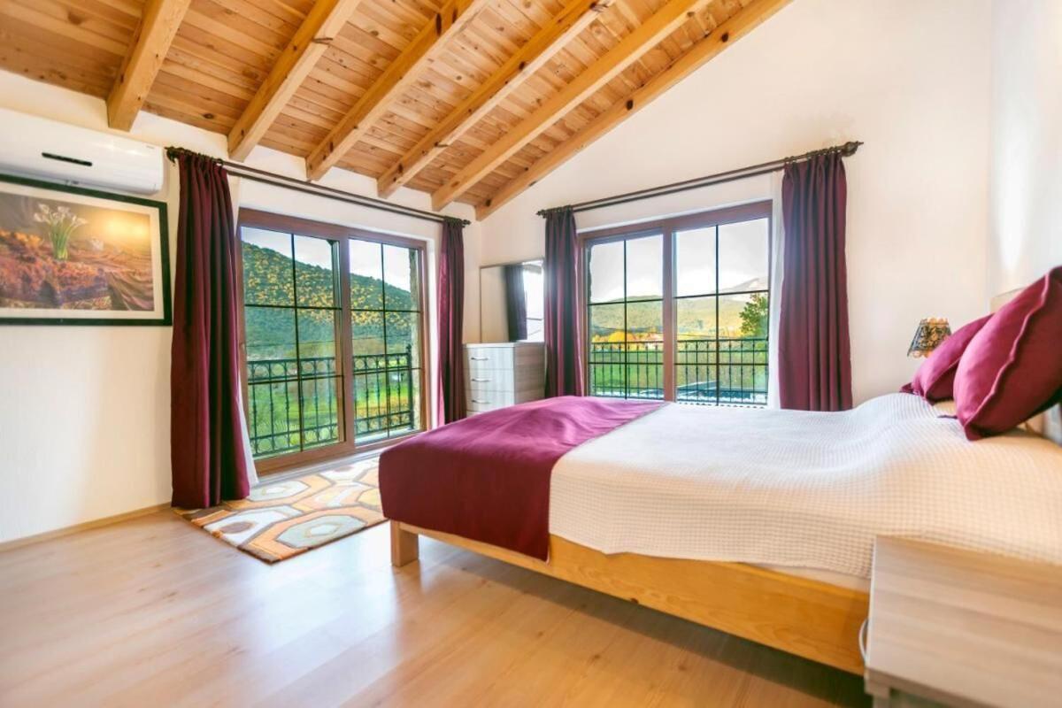 Ege Stone Korunakli Ve Isitmali Havuz Jakuzi * Fethiye